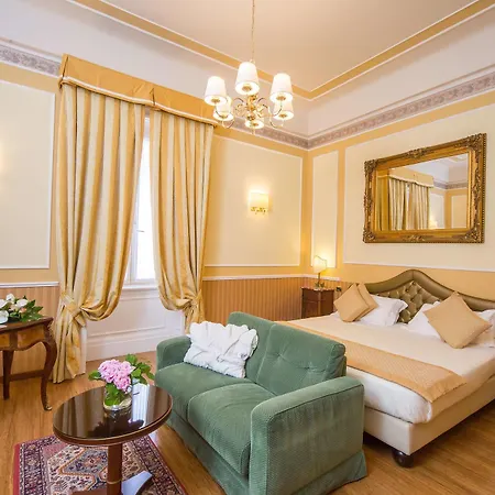 Hotel Bristol Palace