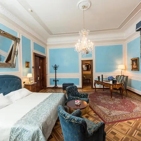 Bristol Palace Janov