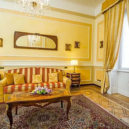 Ξενοδοχείο Bristol Palace 5*