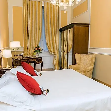 Bristol Palace Ξενοδοχείο 5*