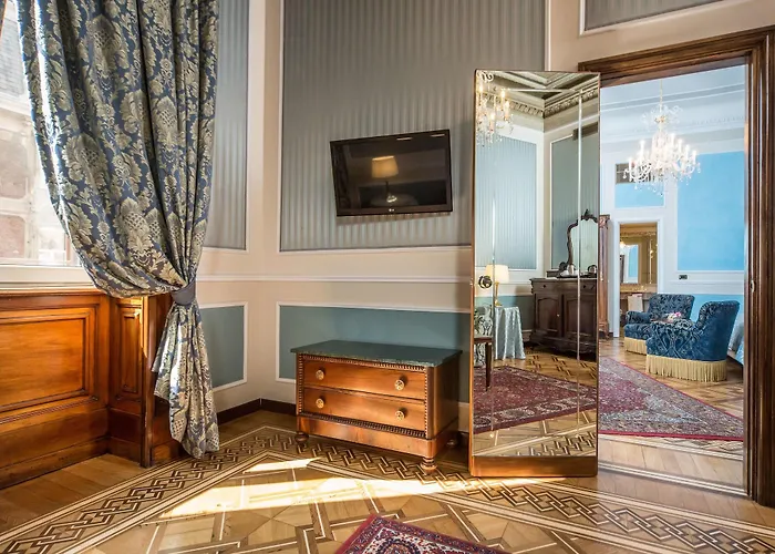 Bristol Palace Hotell 5*