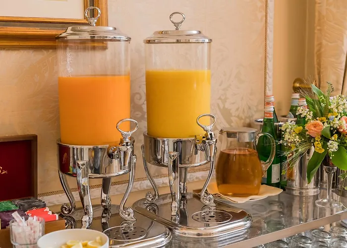 Hotell Bristol Palace